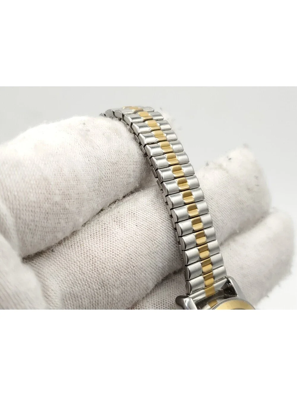 Timex Indiglo MOP Dial Two-Tone Expandable Band Women Watch New Battery 25mm